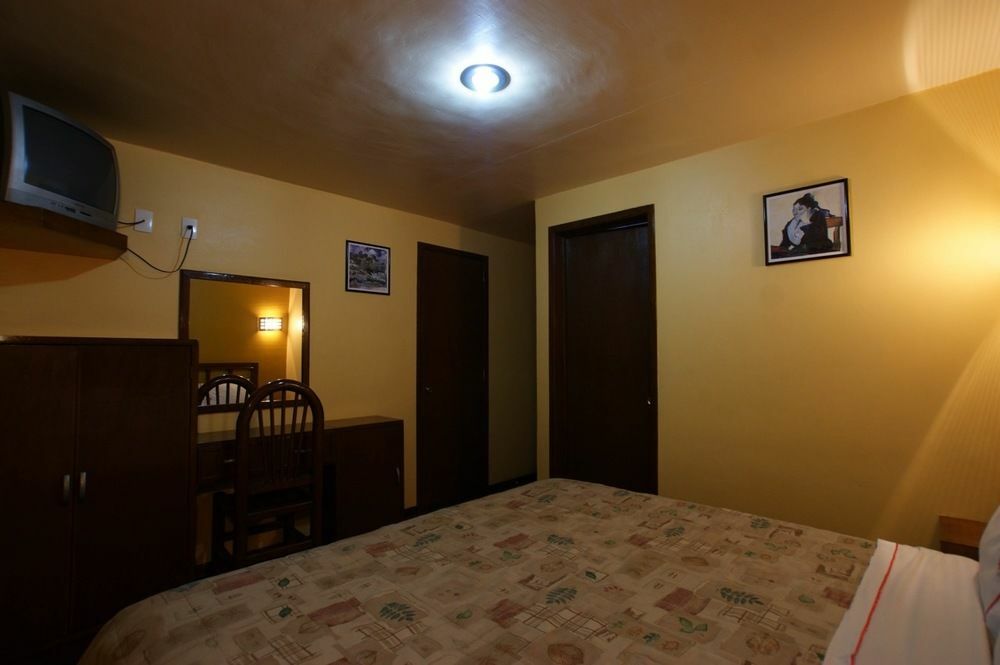 Hotel Azucena Huamantla Exteriör bild